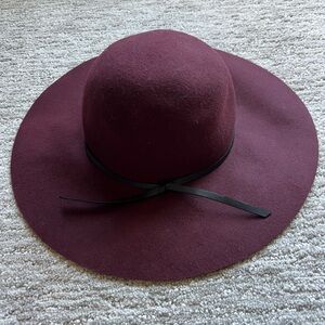 Elegant Burgundy Wide-Brim Hat